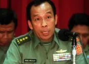 Sang Jendral Reformis Agus Widjoyo