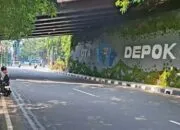 Ornamen Seni dan Suasana Alam di Tugu Selamat Datang Depok