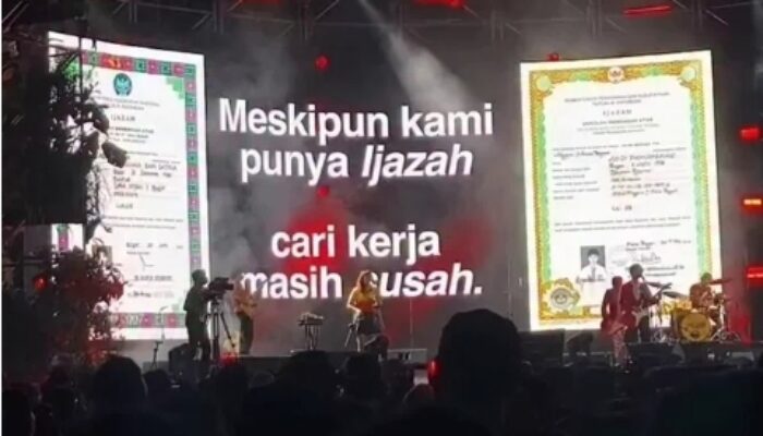 Tampilkan Baground Ijazah Sendiri di panggung Synchronize Fest 2026, The Jansen Panen Pujian
